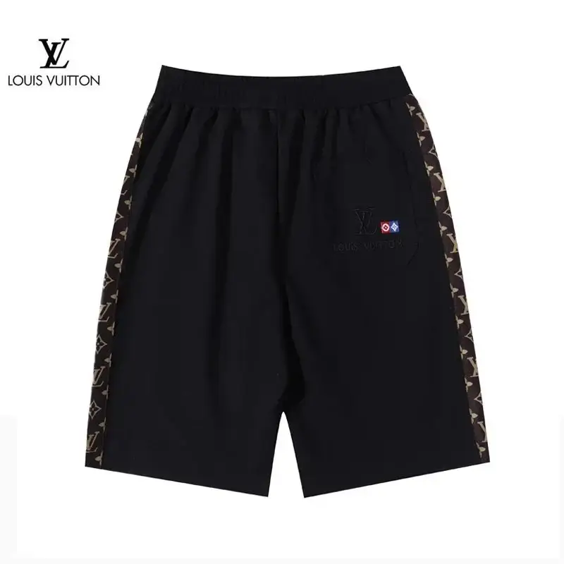 Louis Vuitton shorts (40 CP) 2