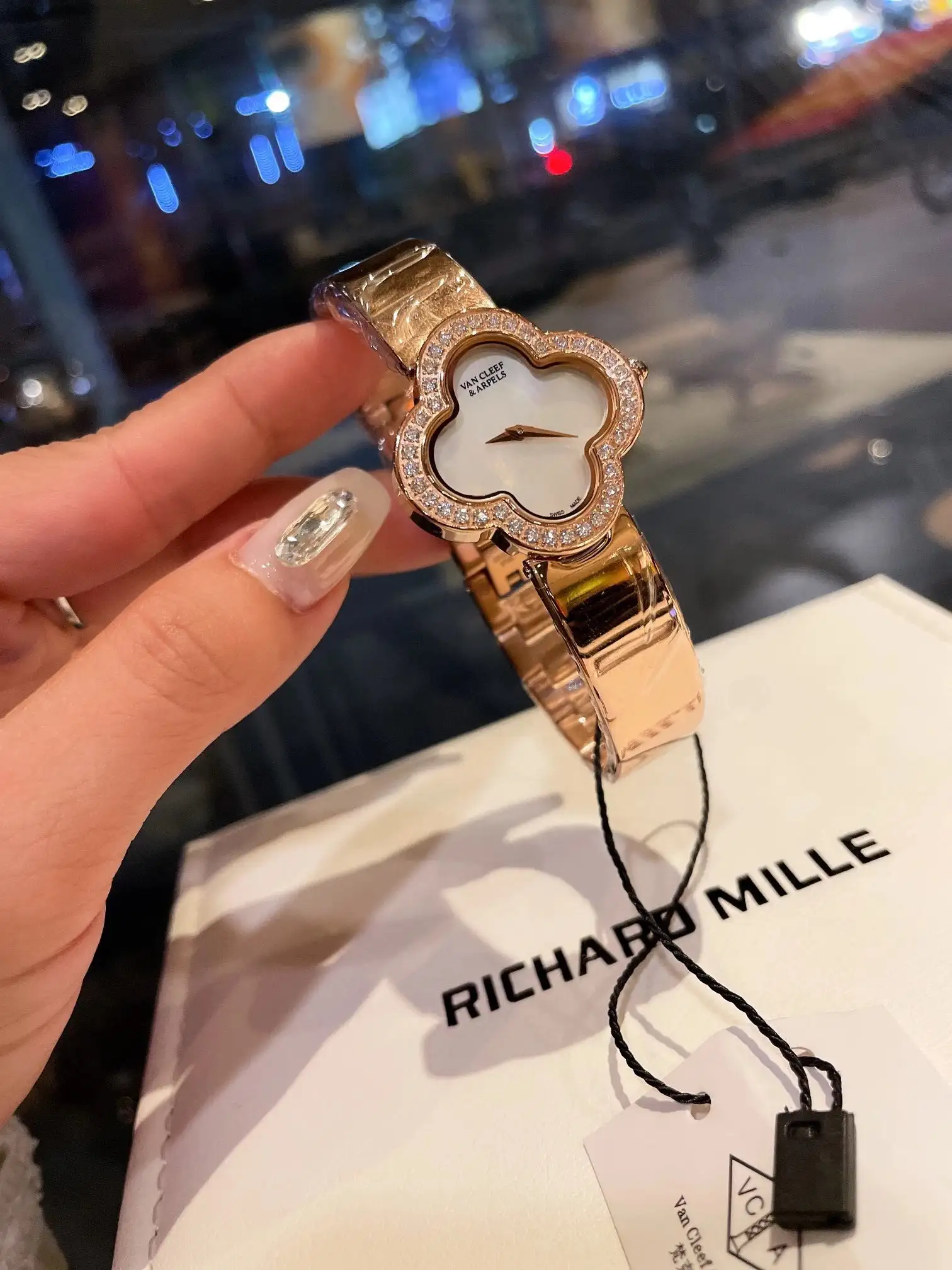 Van Cleef Arpels Watches [6 styles]