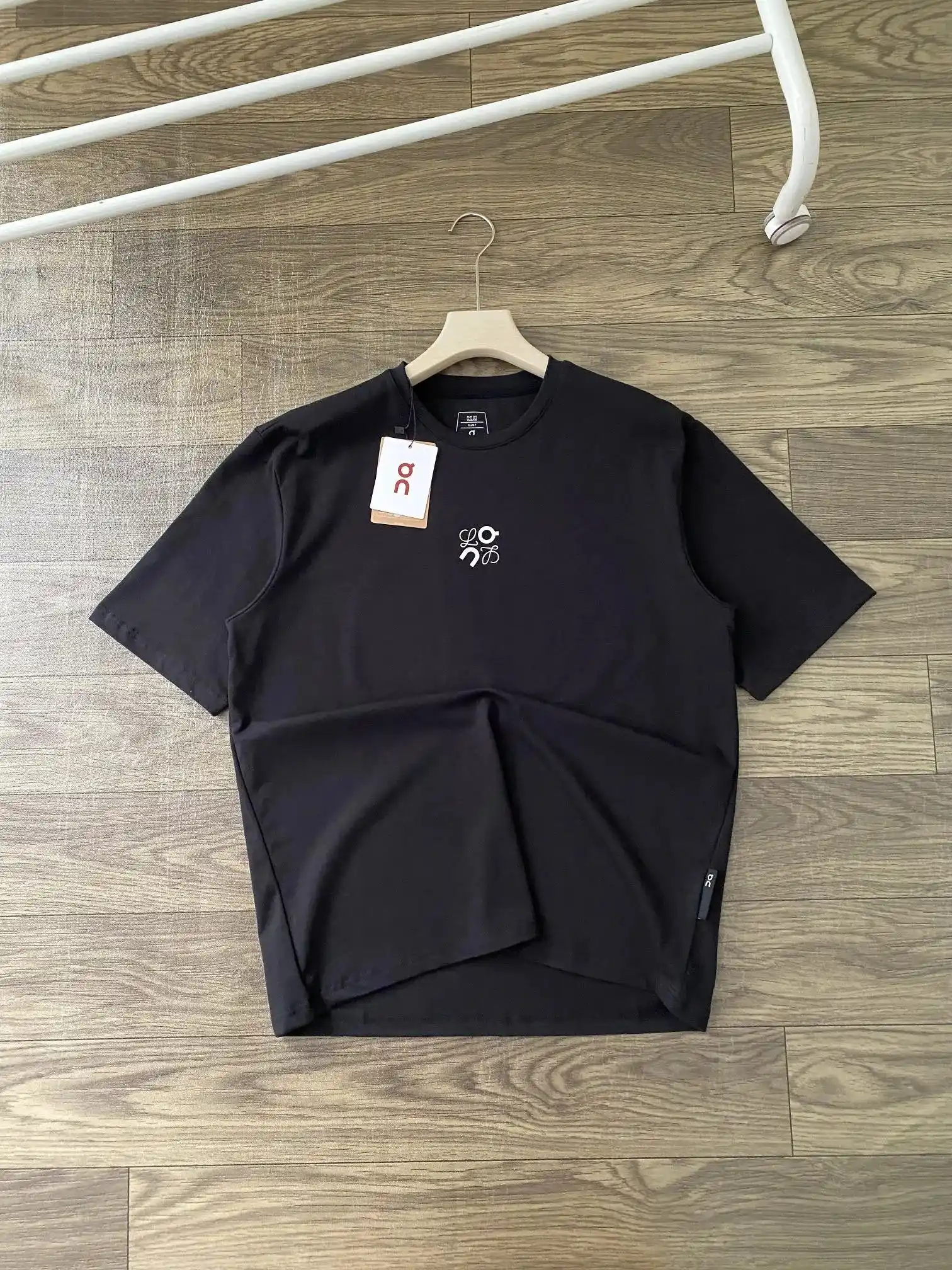 On T Shirt [4 styles] 3